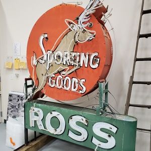 Meet your Posher, Cherie